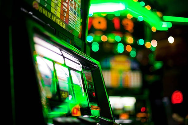 dutaslot platform interface showing football markets and live casino